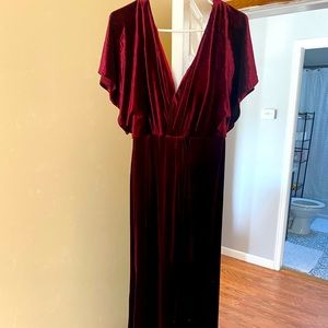 Burgundy bridesmaid dress size 12 never worn